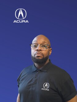 Staff member Dom M from ID_91465b5328d9