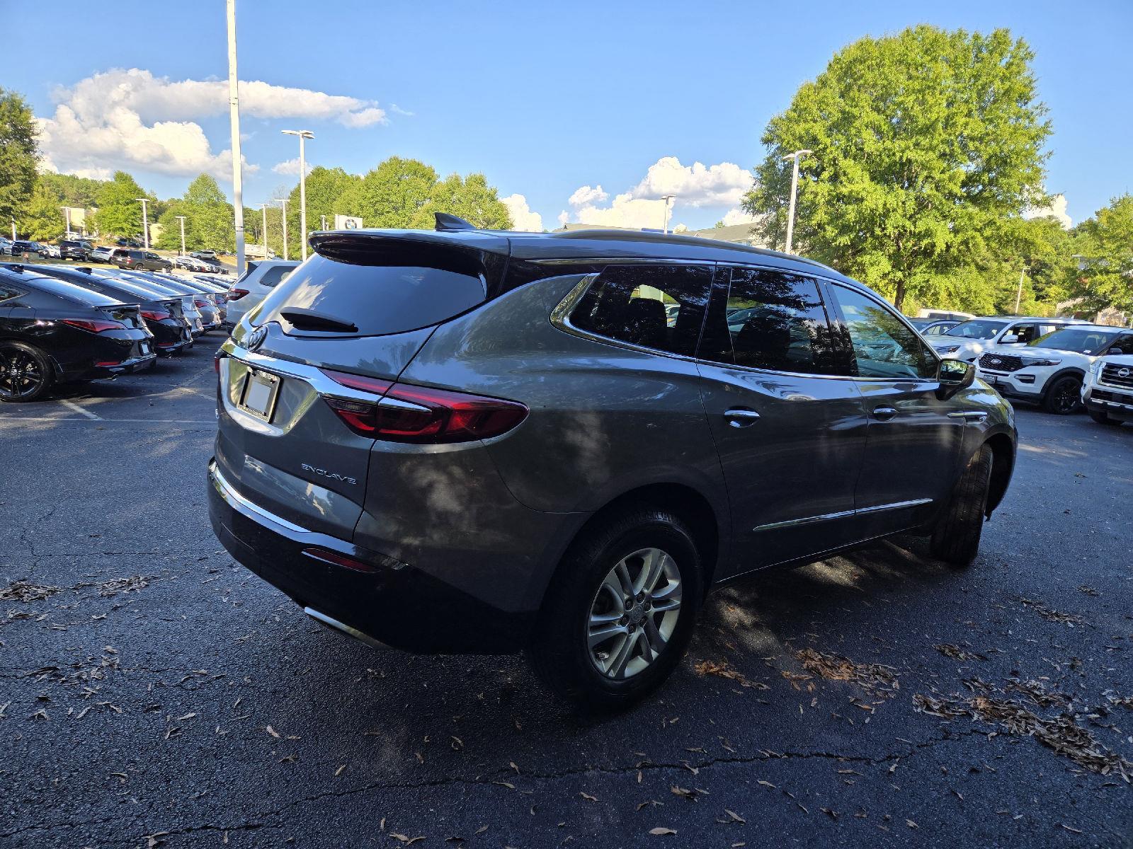 2018 Buick Enclave Essence photo 4