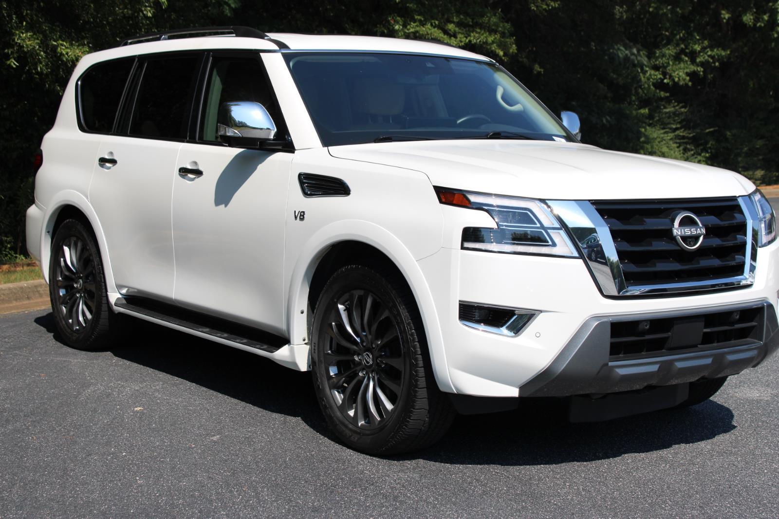 2022 Nissan Armada Platinum photo 2