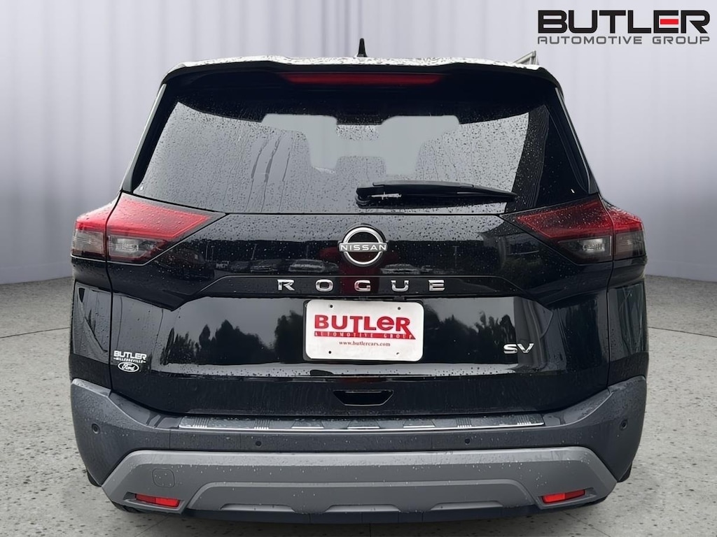 Used 2022 Nissan Rogue SV SUV