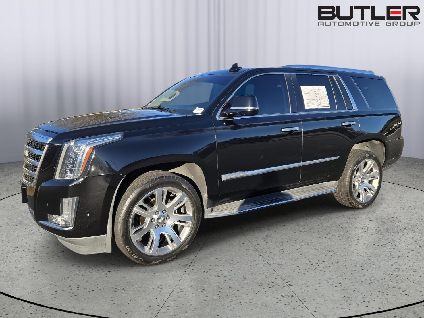 2019 Cadillac Escalade Luxury's photo