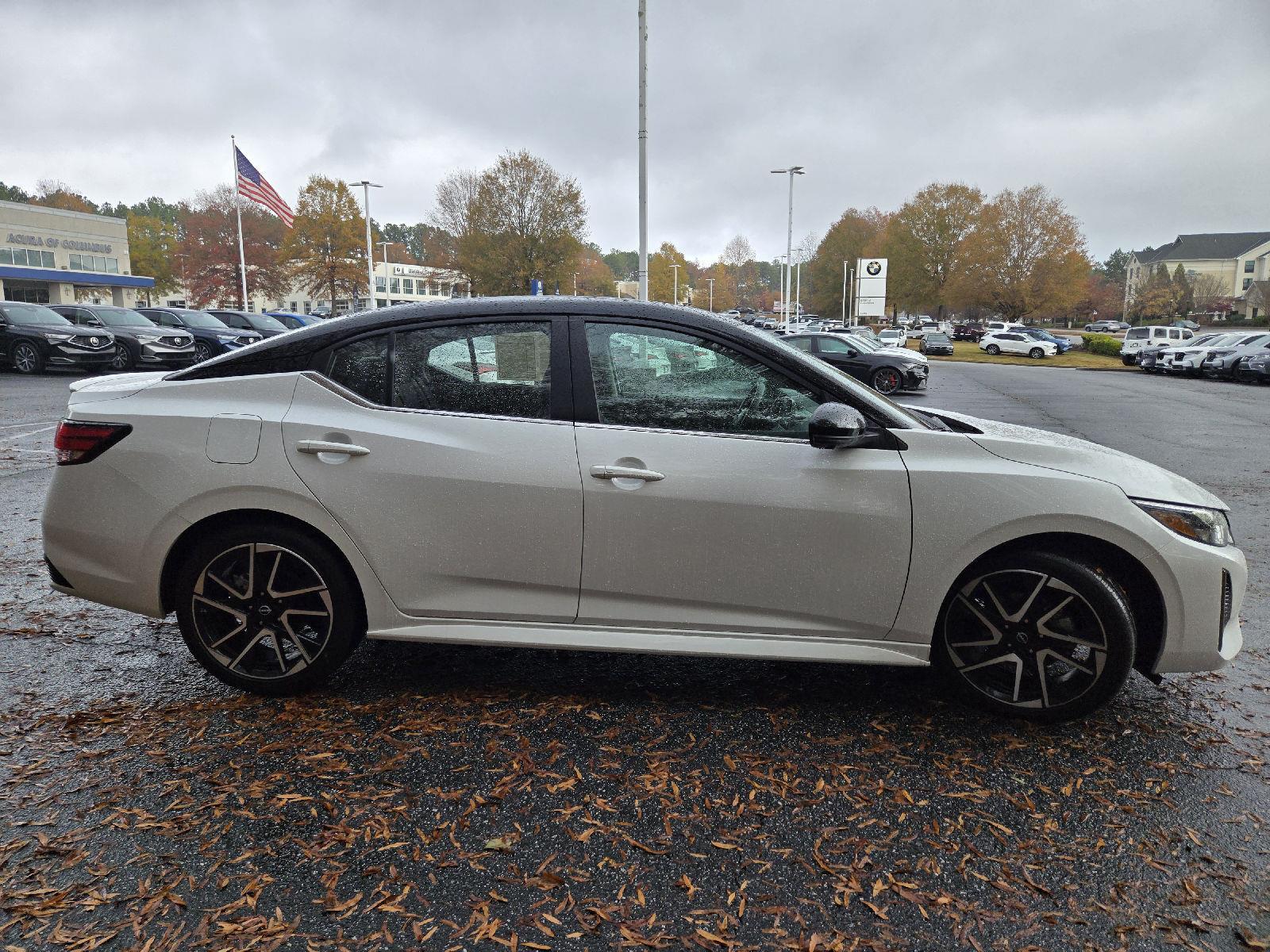 2024 Nissan Sentra SR photo 4