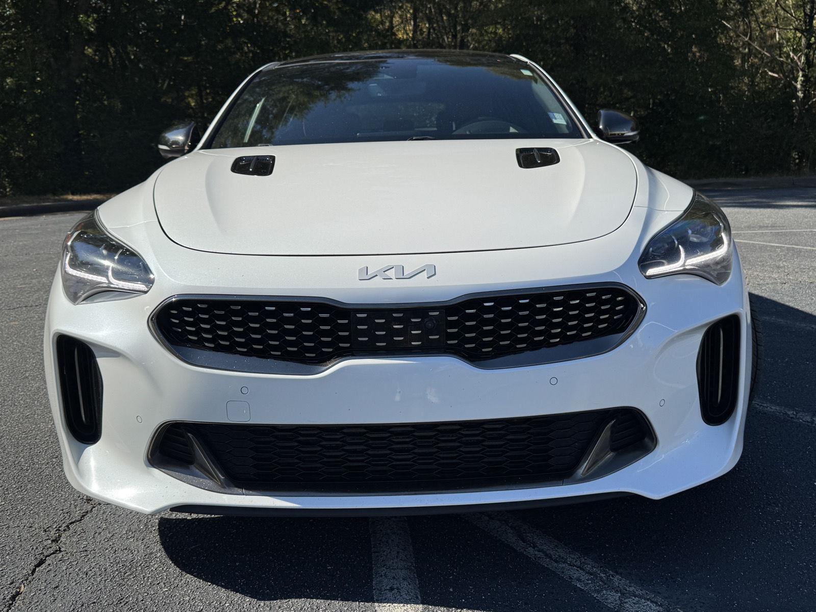 2022 Kia Stinger GT2 photo 2