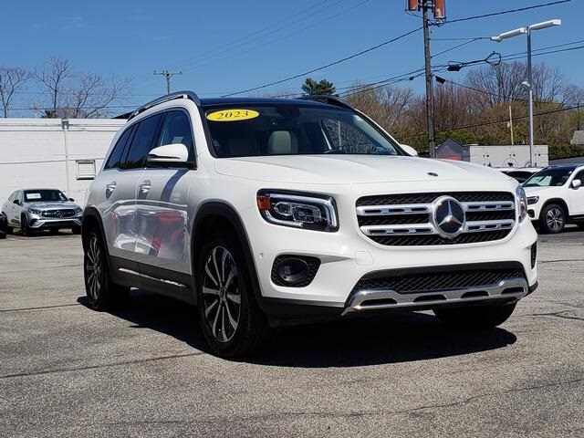 2023 Mercedes Benz GLB 250 4MATIC photo 4