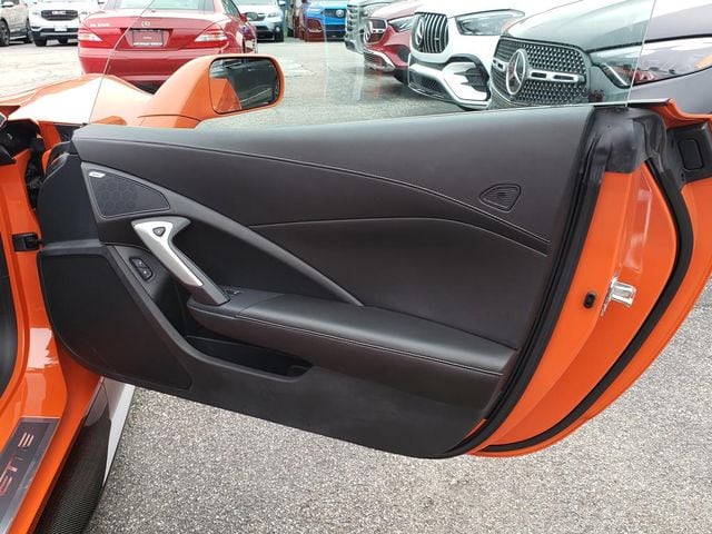 2019 Chevrolet Corvette 2LT - Photo 16