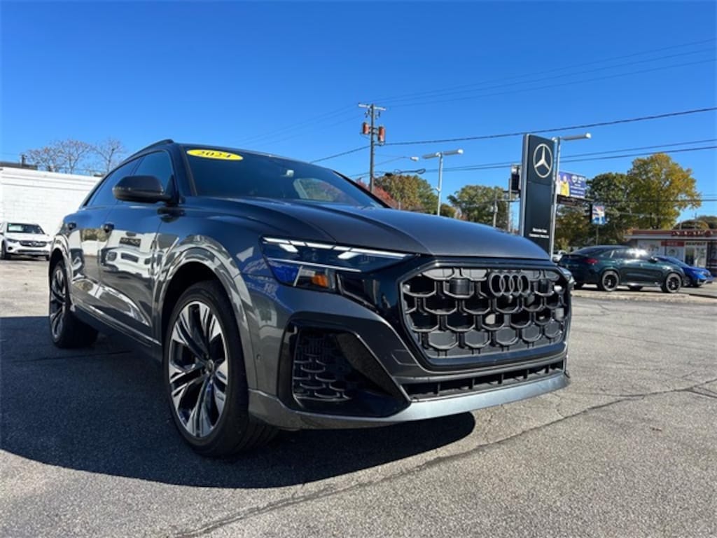 Used 2024 Audi Q8 55 Premium SUV