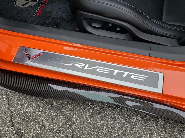 2019 Chevrolet Corvette 2LT - Photo 12