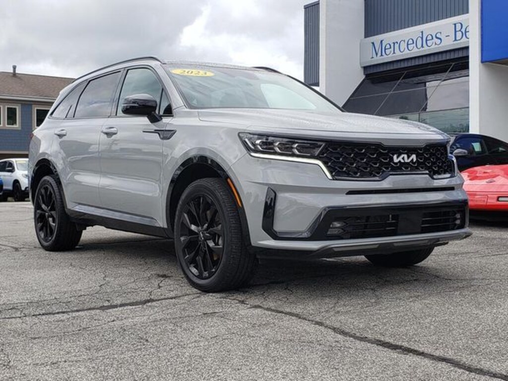 Used 2023 Kia Sorento SX SUV