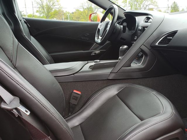 2019 Chevrolet Corvette 2LT - Photo 15
