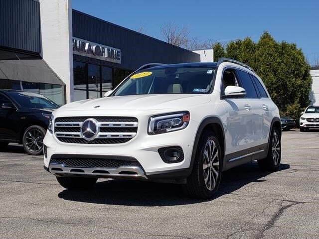 2023 Mercedes Benz GLB 250 4MATIC photo 2