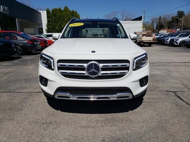 2023 Mercedes Benz GLB 250 4MATIC photo 3
