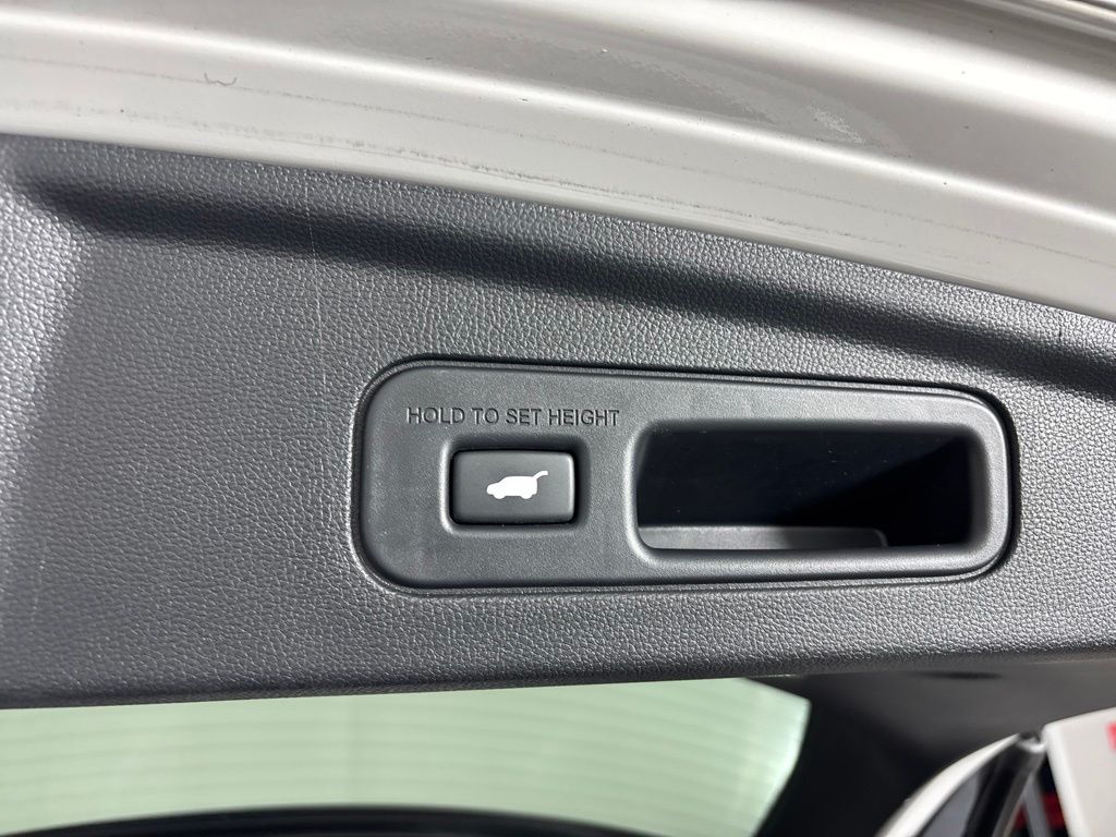 2025 Acura MDX Technology Package - Photo 23