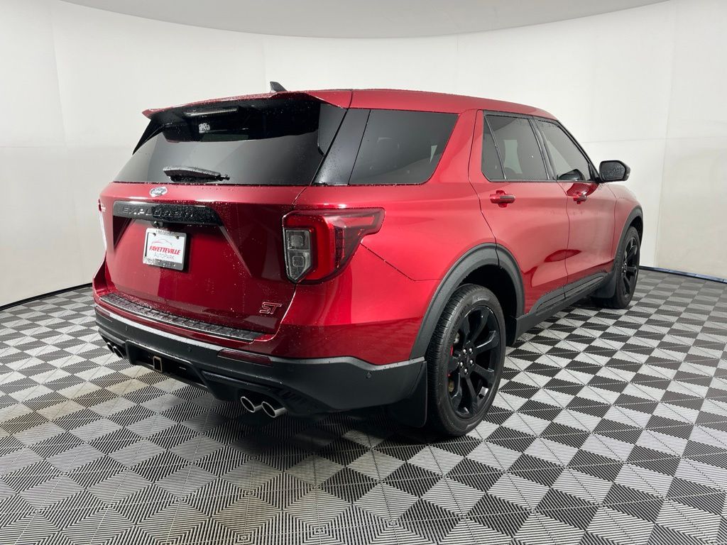 2022 Ford Explorer ST - Photo 16