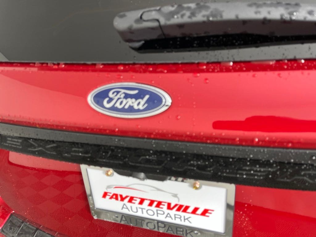 2022 Ford Explorer ST - Photo 13
