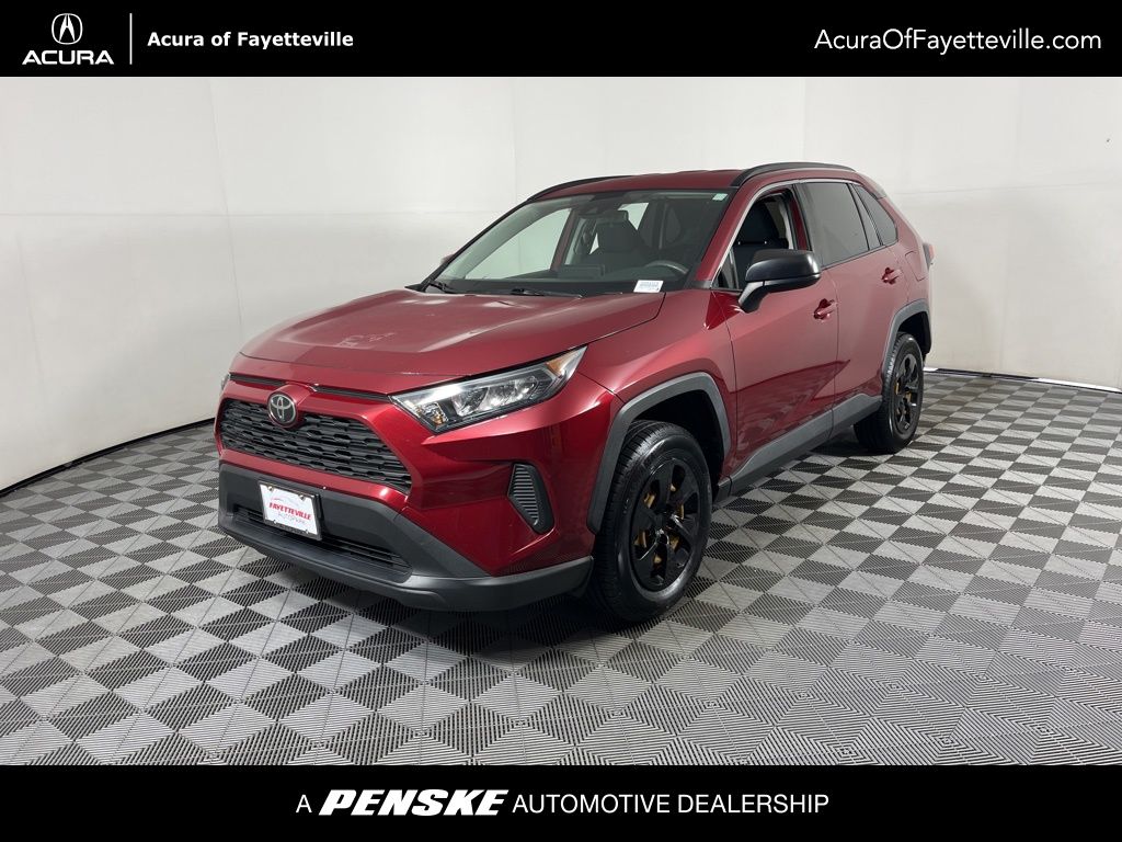 2020 Toyota RAV4 LE