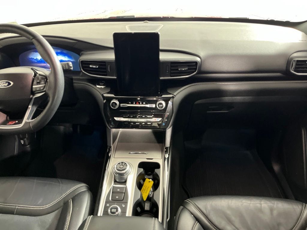 2022 Ford Explorer ST - Photo 19