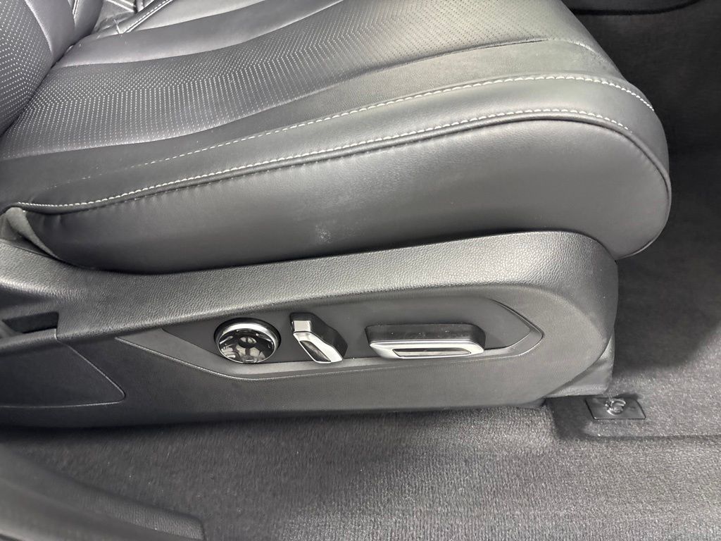 2025 Acura MDX Technology Package - Photo 10