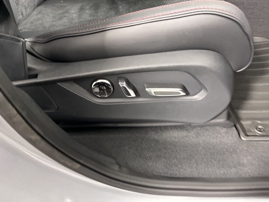 2026 Acura MDX A-Spec Package - Photo 9