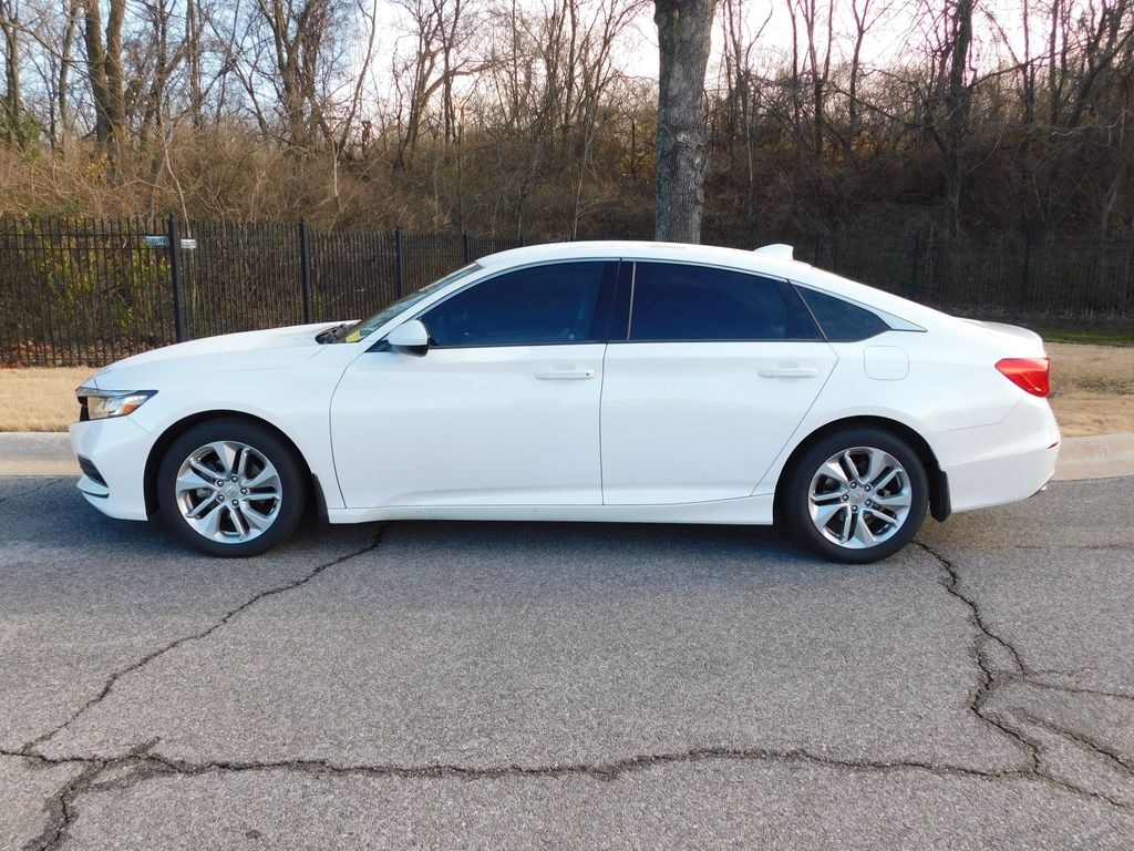 Used 2018 Honda Accord LX Sedan