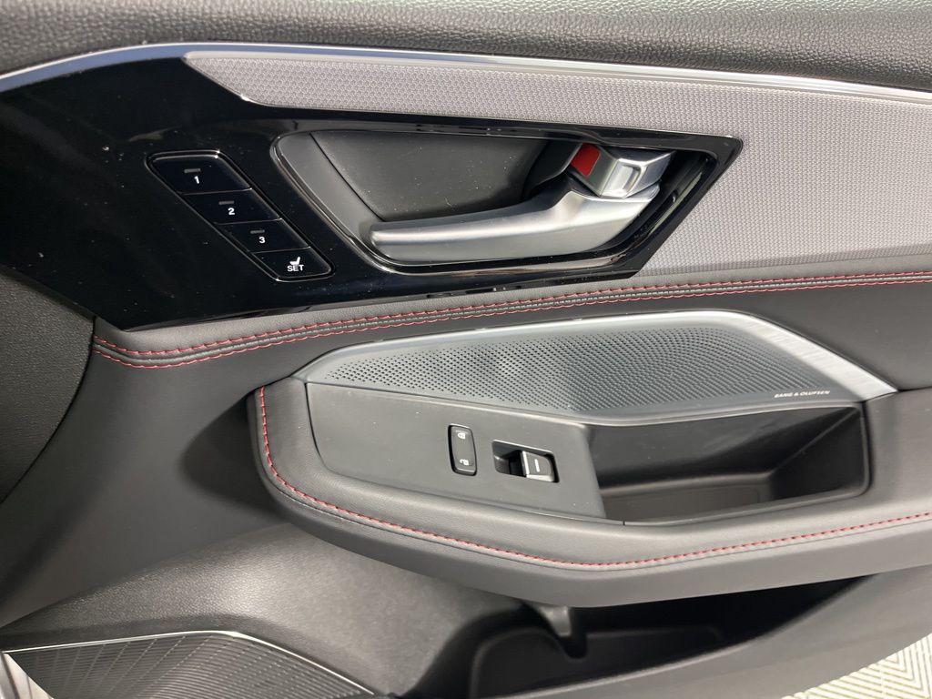 2026 Acura MDX A-Spec Package - Photo 11