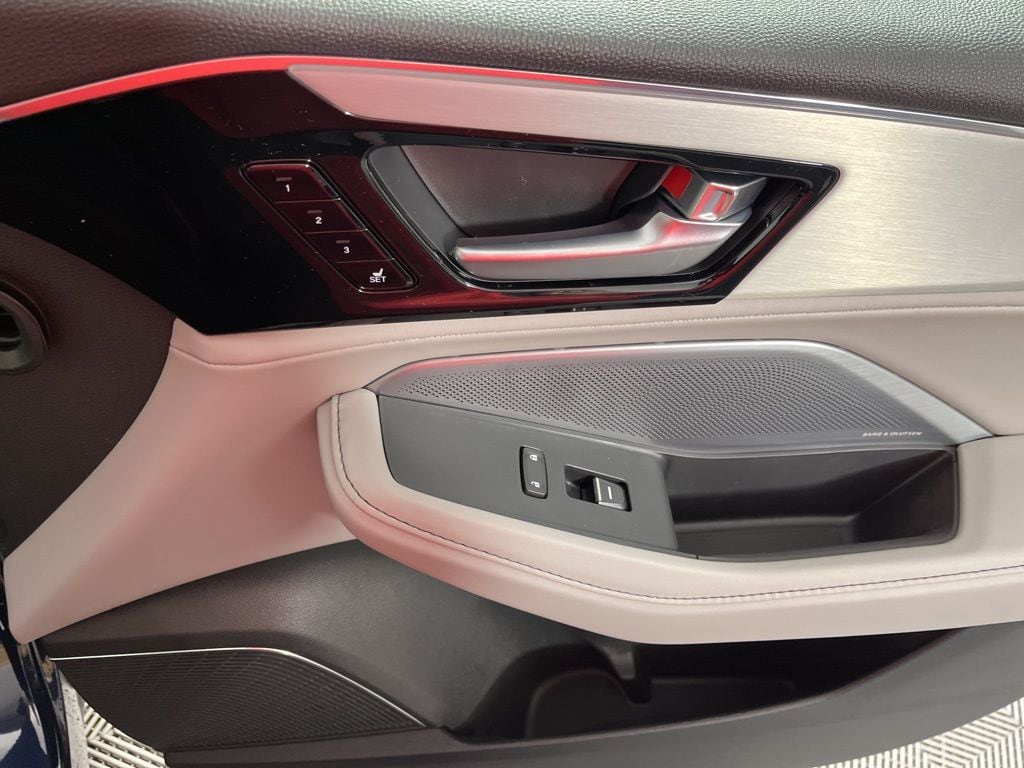 2026 Acura MDX Technology Package - Photo 11