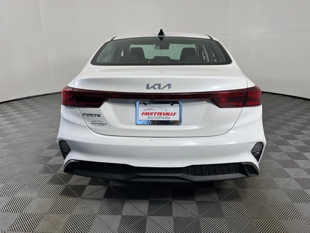 Used 2023 Kia Forte LXS Sedan