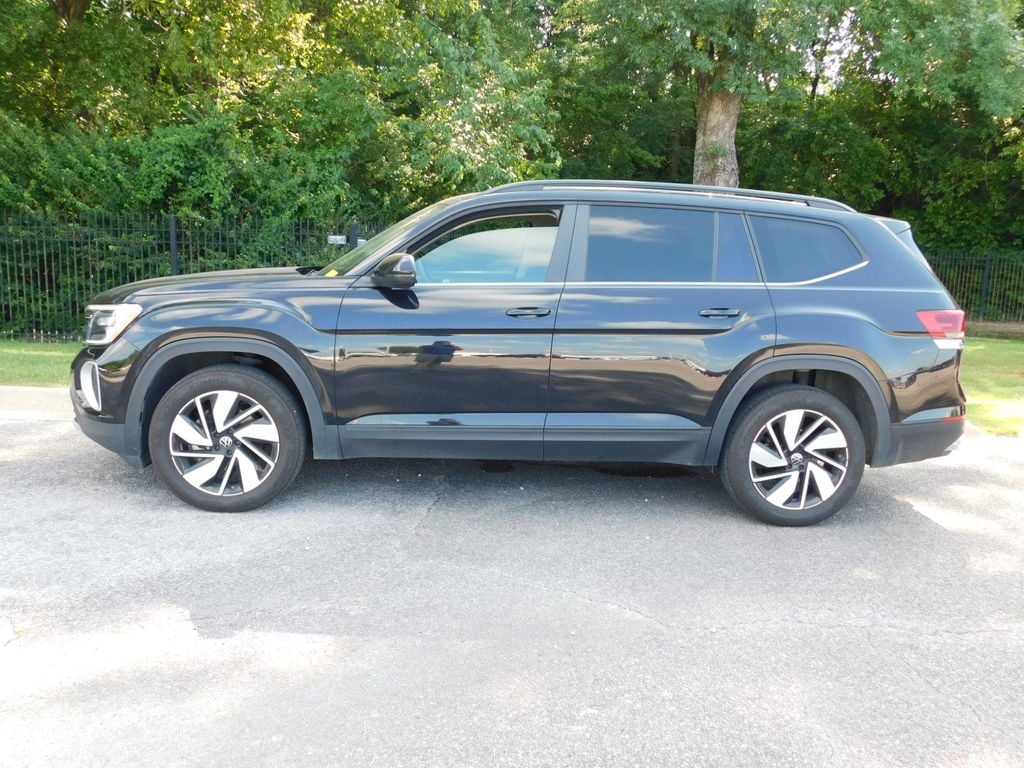 Used 2025 Volkswagen Atlas 2.0T SE w/Technology SUV