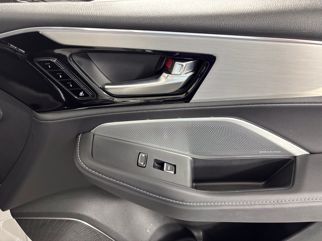 2025 Acura MDX Technology Package - Photo 23