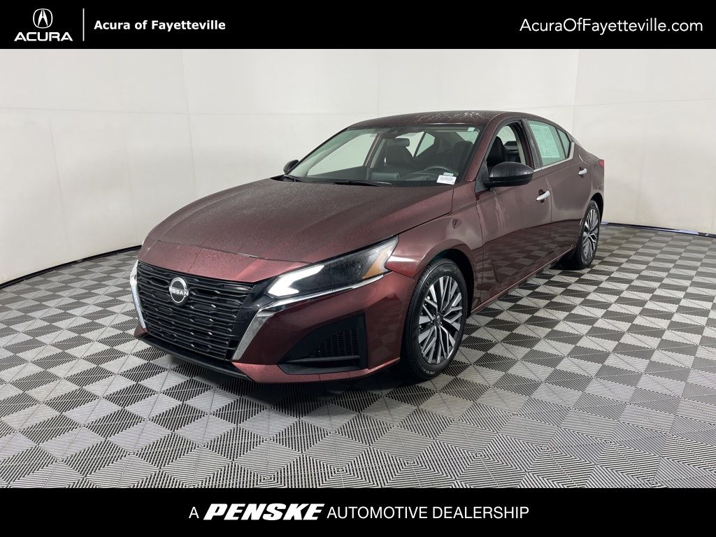 2024 Nissan Altima SV