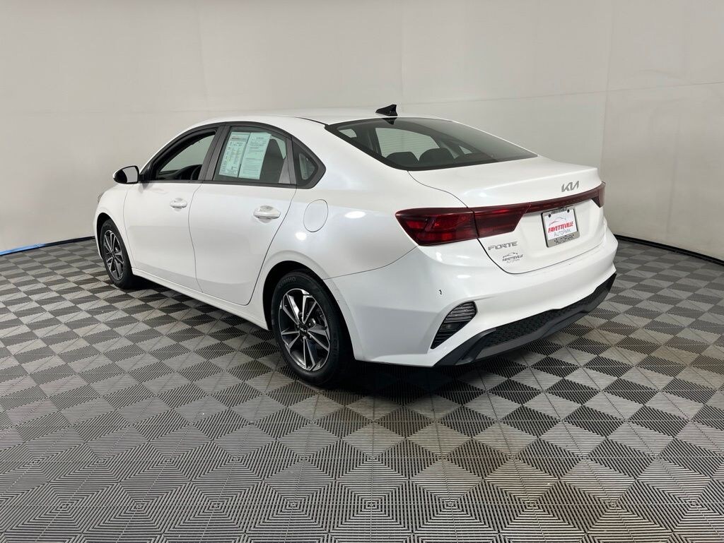 Used 2023 Kia Forte LXS Sedan