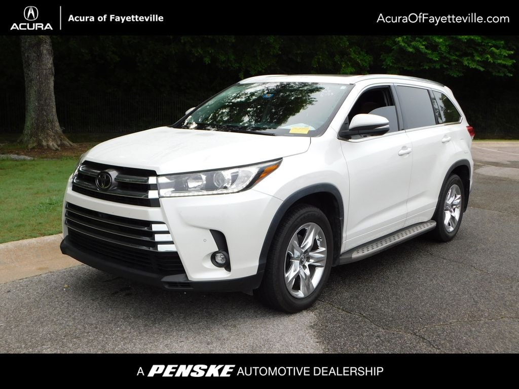 Used 2019 Toyota Highlander Limited Platinum V6 SUV