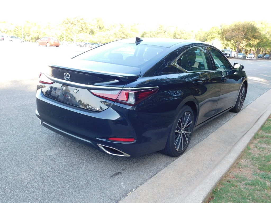 Used 2024 Lexus ES 350 Sedan