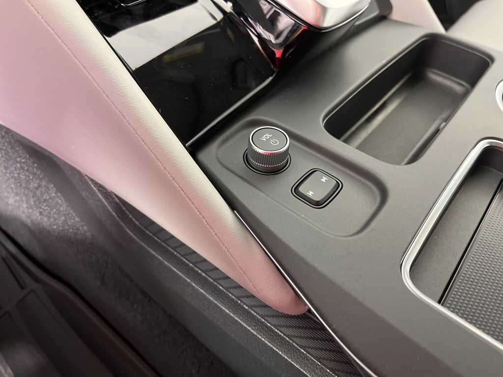 2026 Acura MDX Technology Package - Photo 37