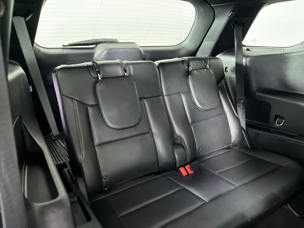 2022 Ford Explorer ST - Photo 9