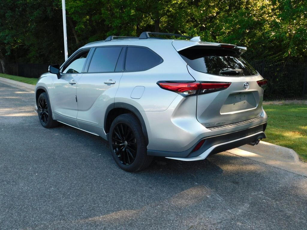 Used 2023 Toyota Highlander XSE SUV