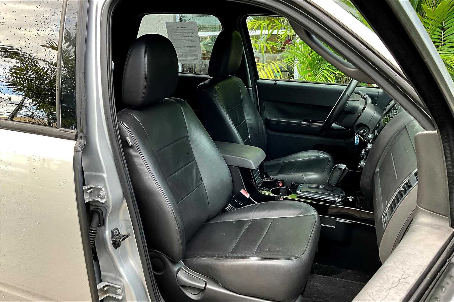 Thumbnail: 2010 Ford Escape - 14