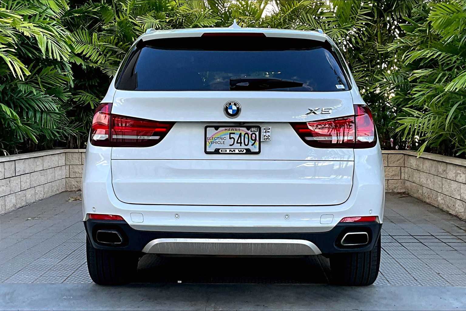 Thumbnail: 2017 BMW X5 - 6