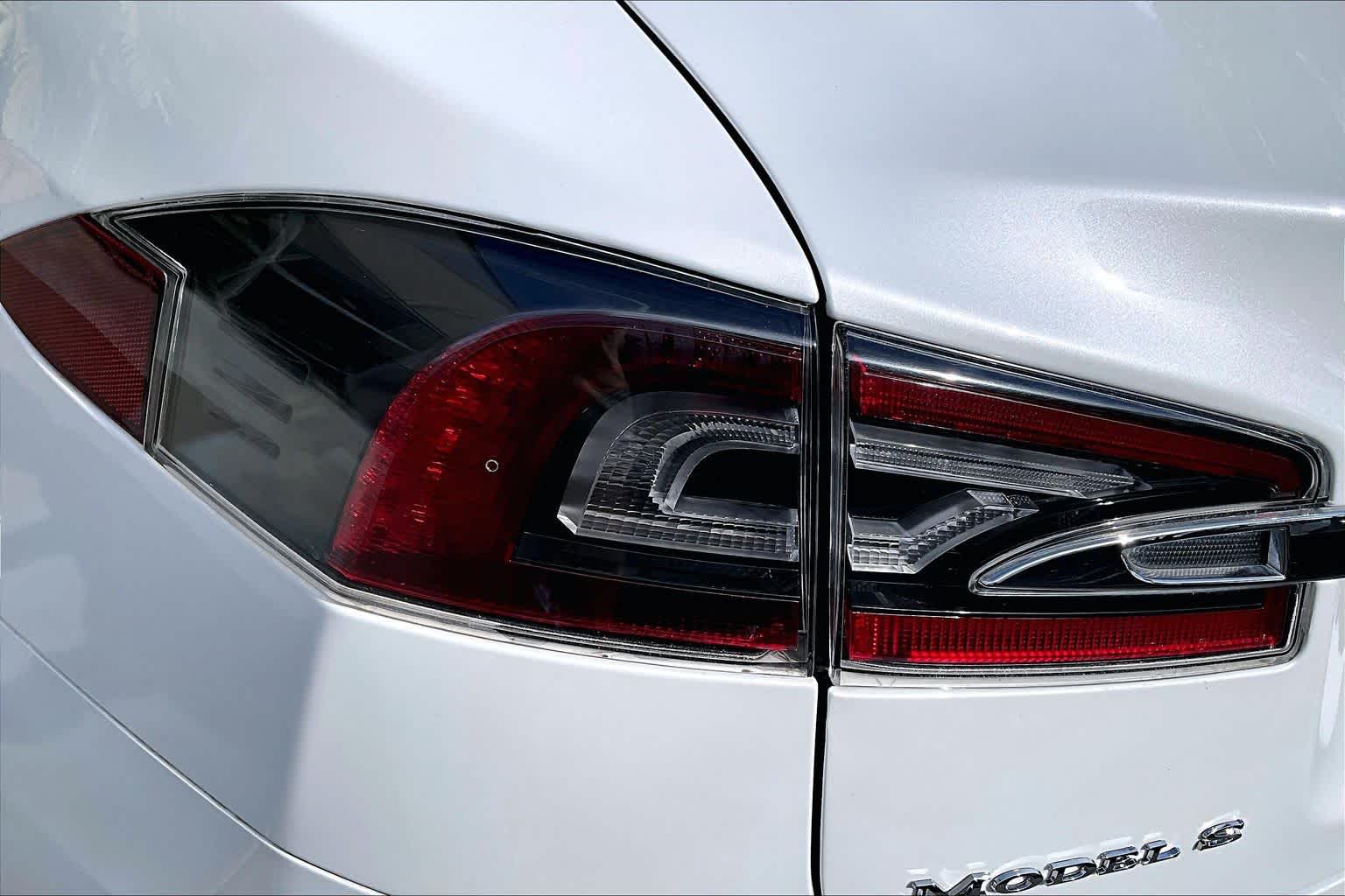 Thumbnail: 2017 Tesla Model S - 33