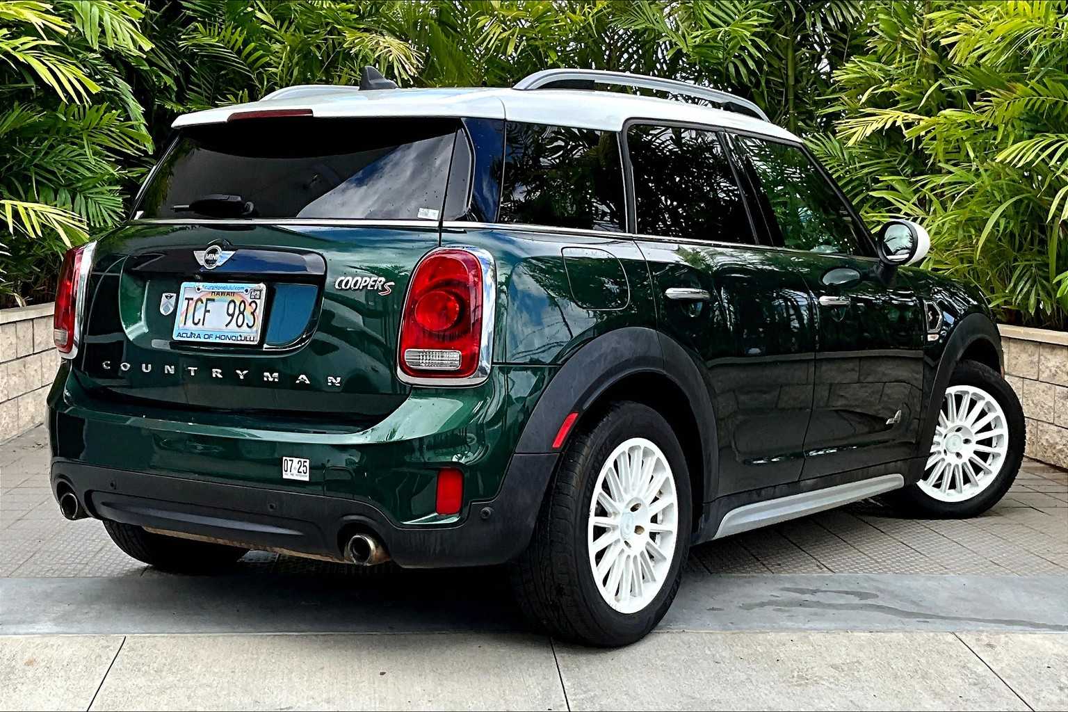Thumbnail: 2017 MINI Cooper Countryman - 23