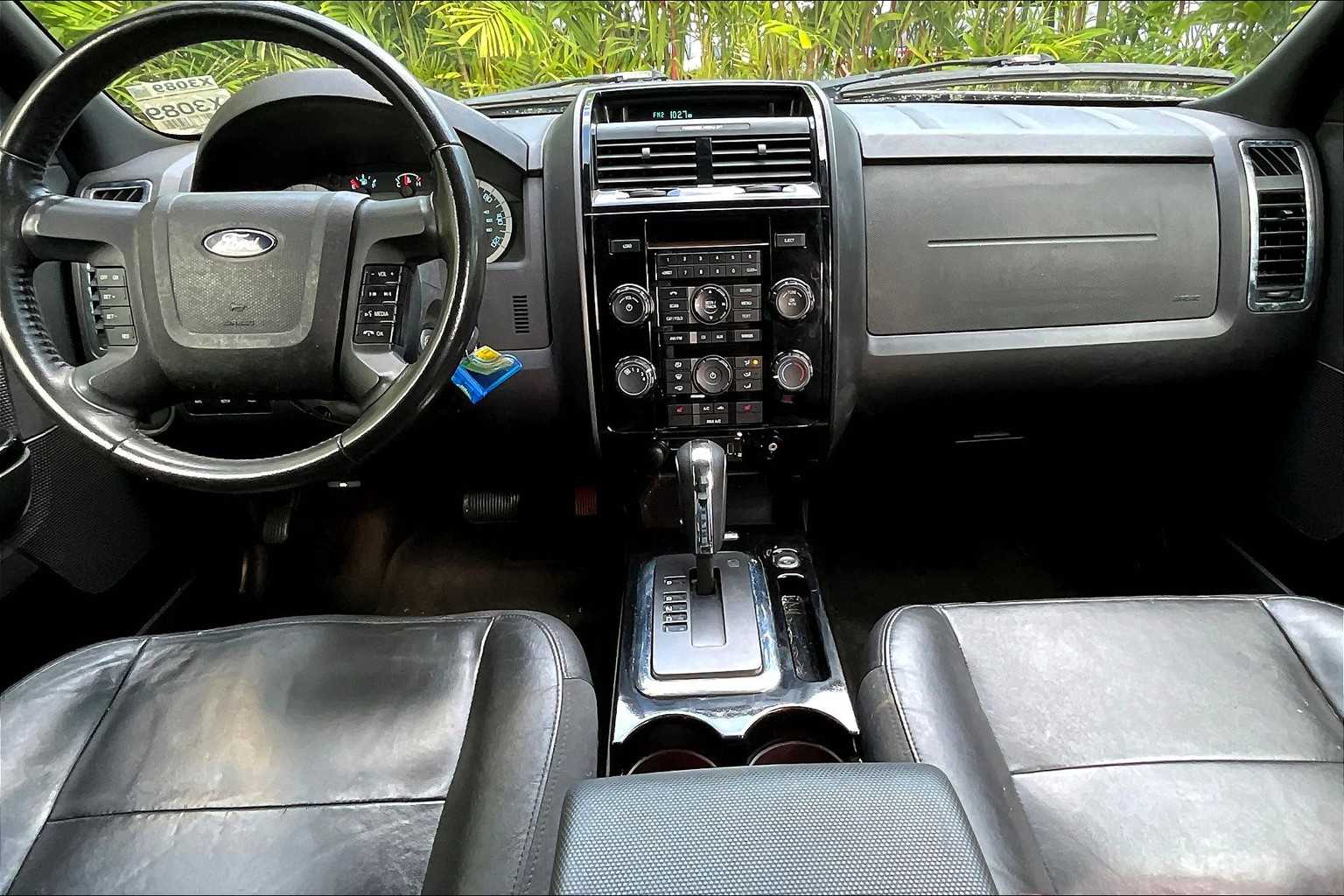 Thumbnail: 2010 Ford Escape - 11