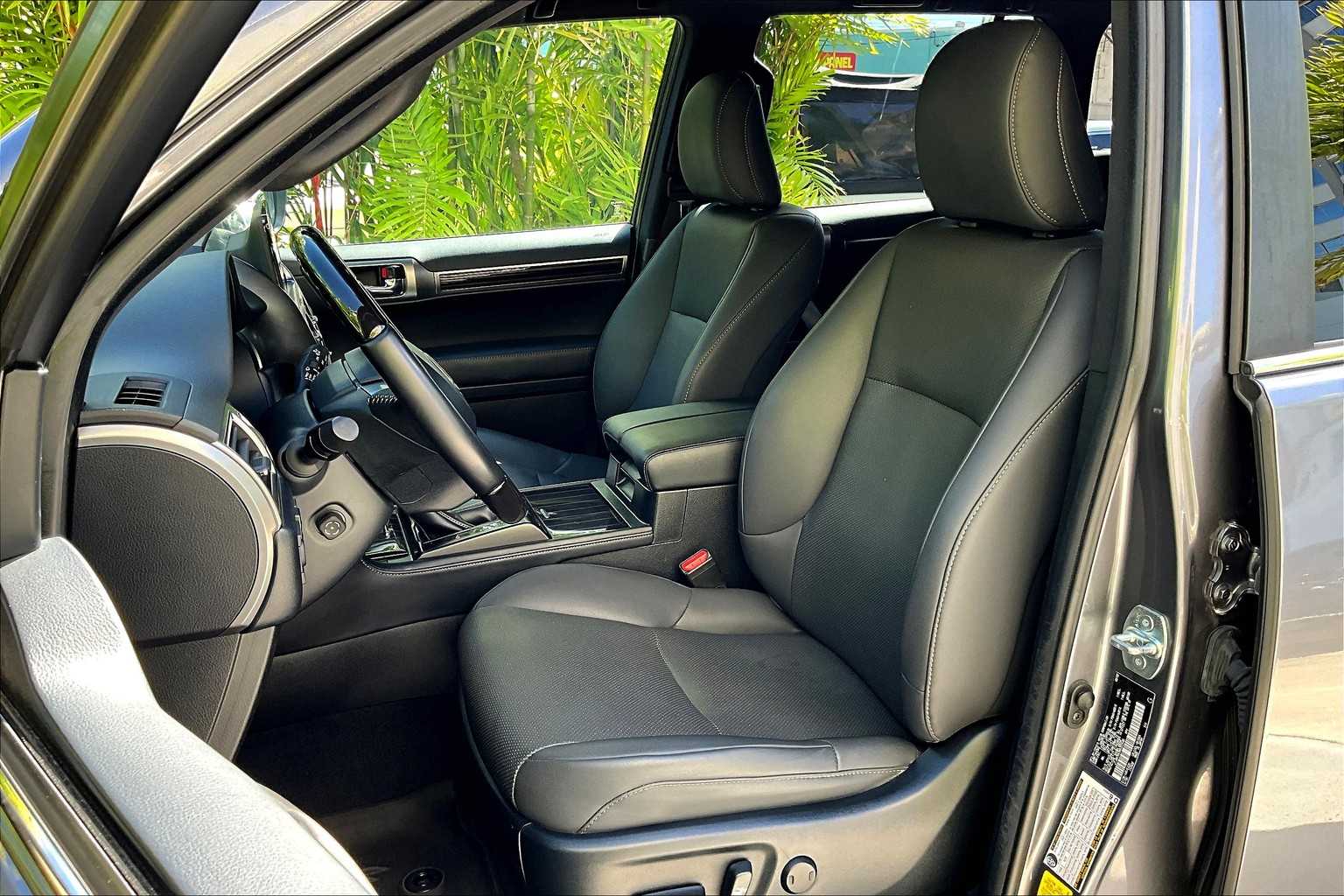 Thumbnail: 2022 Lexus GX - 12