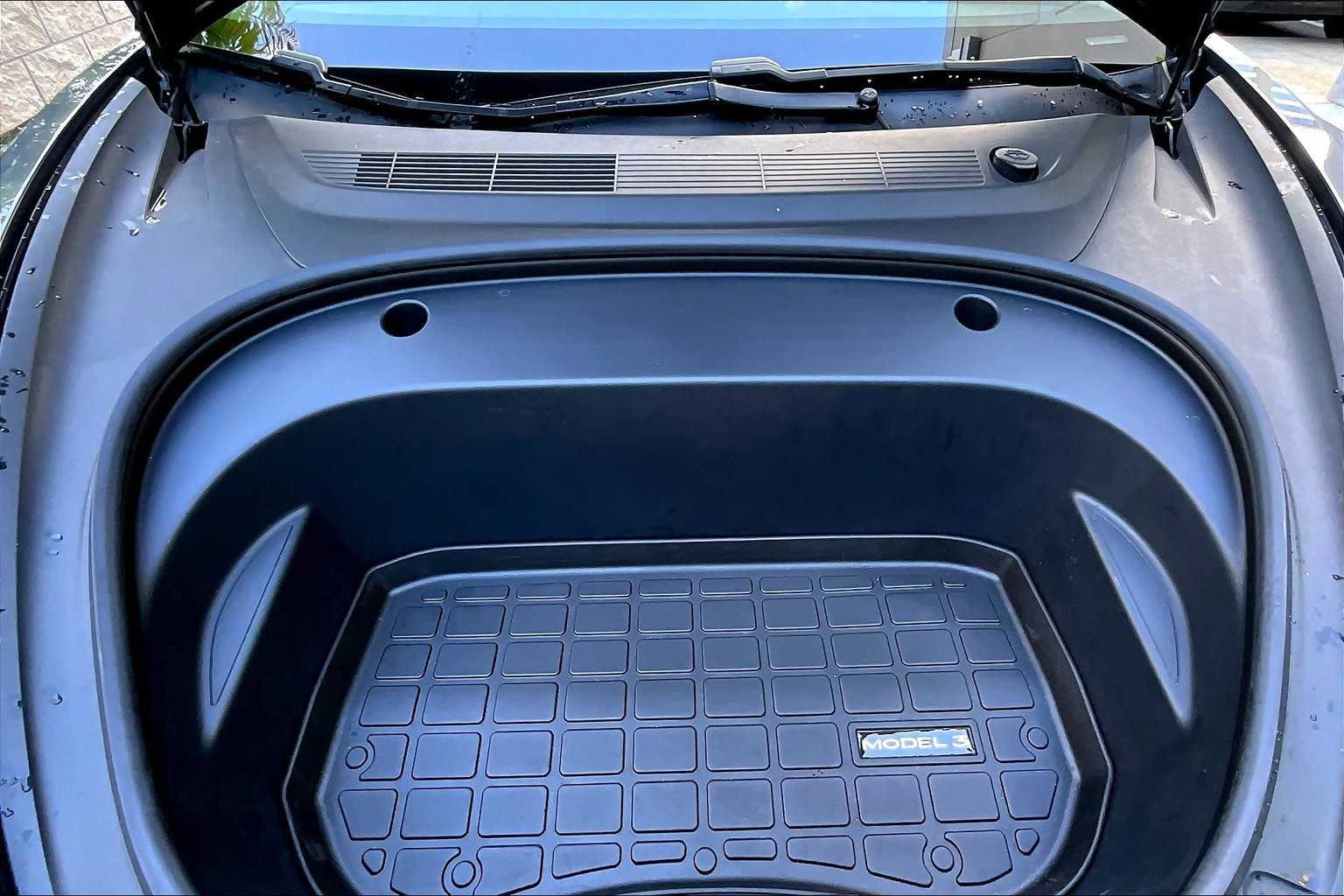 Thumbnail: 2021 Tesla Model 3 - 10