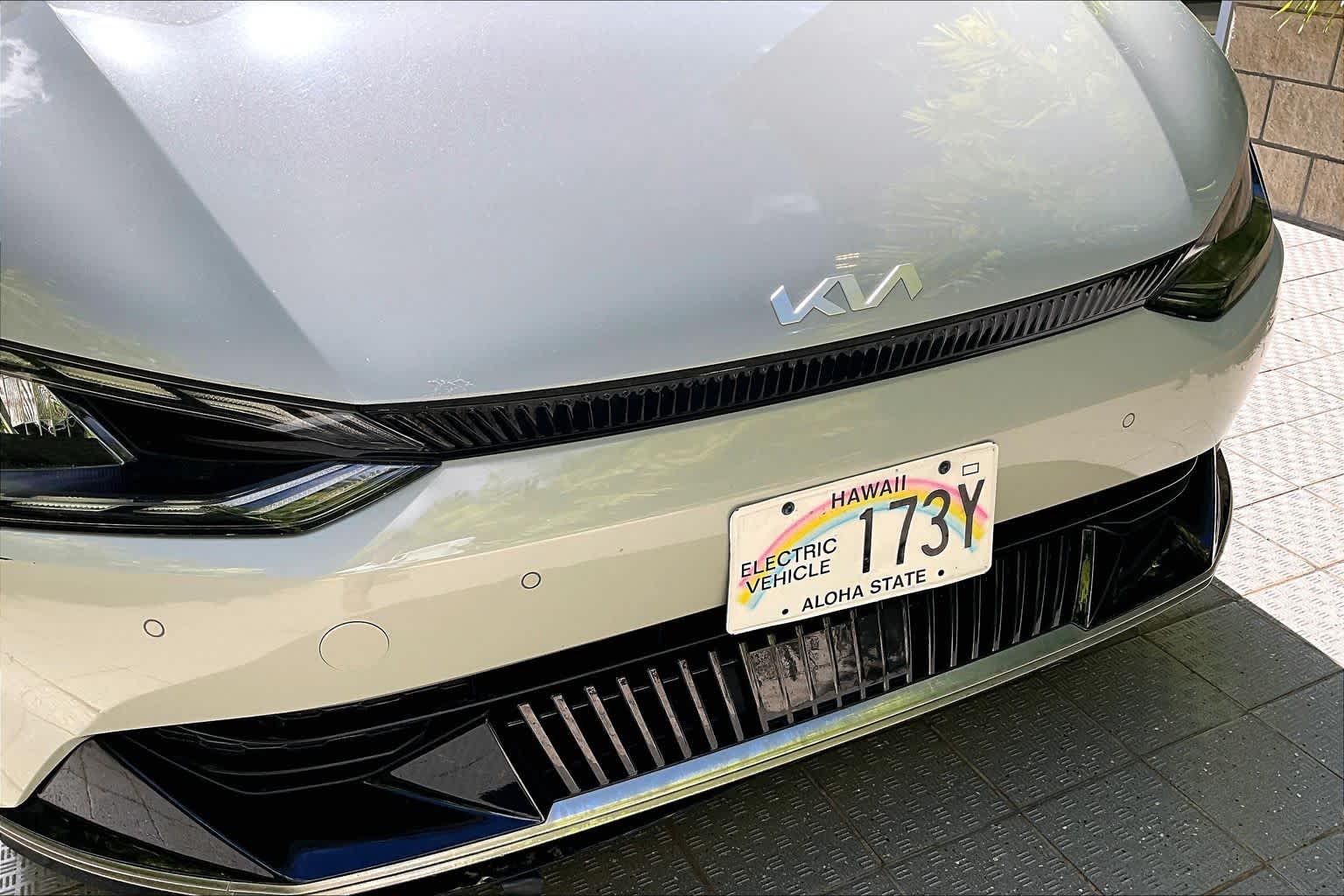 Thumbnail: 2022 Kia EV6 - 34