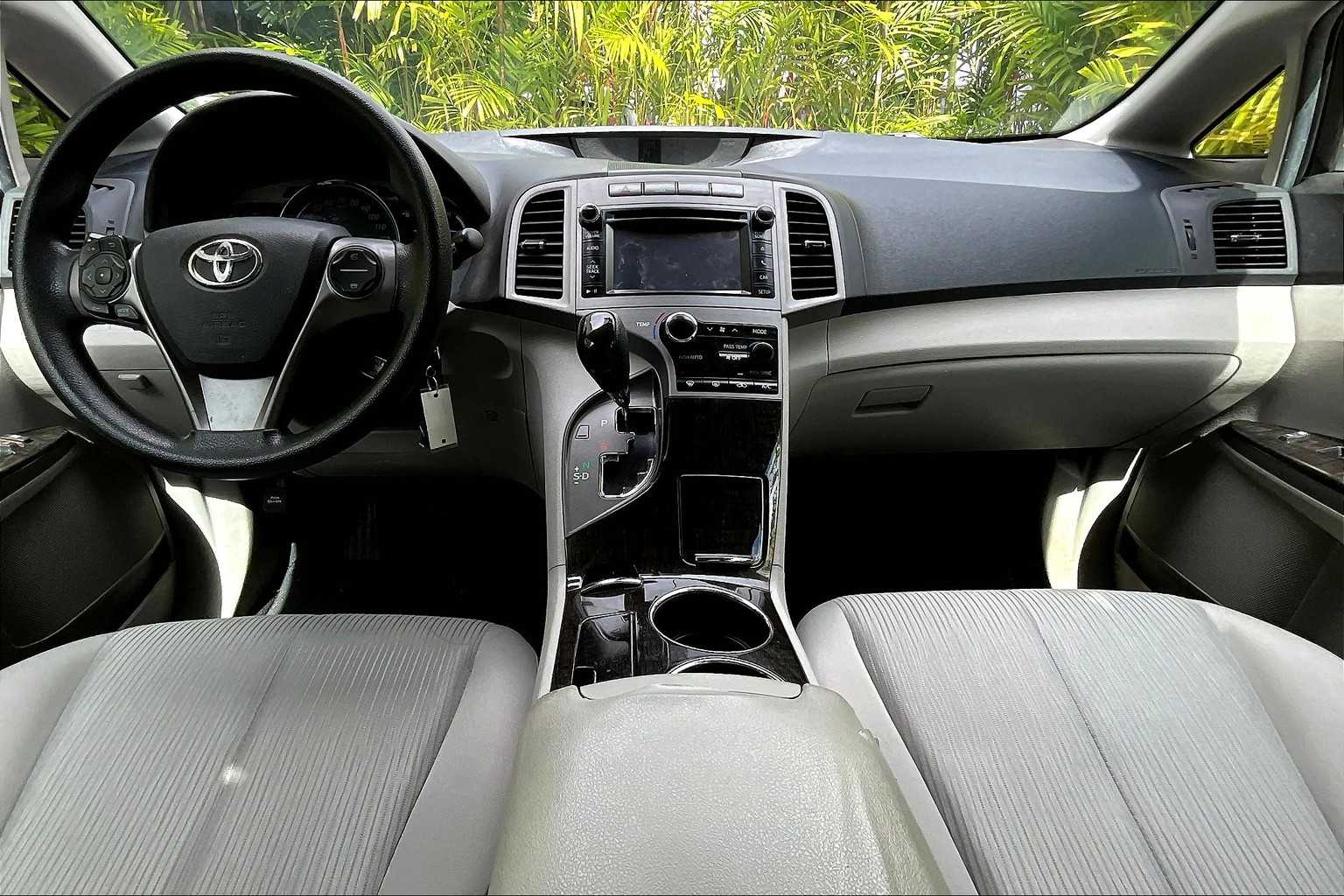 Thumbnail: 2014 Toyota Venza - 10