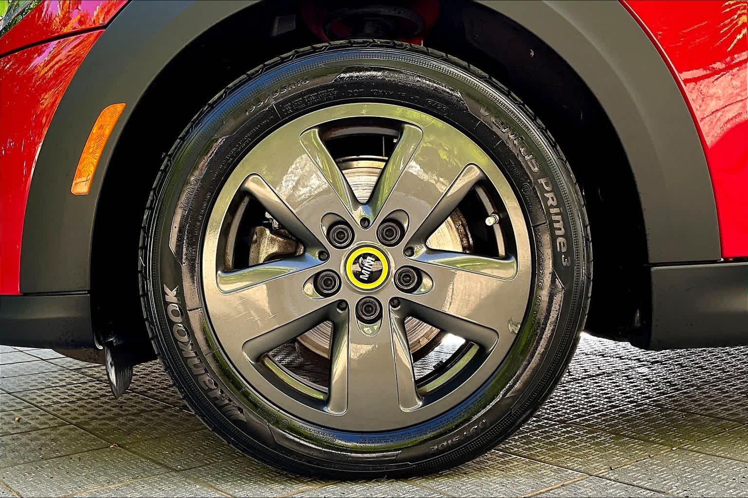 Thumbnail: 2024 MINI Cooper Hardtop - 9