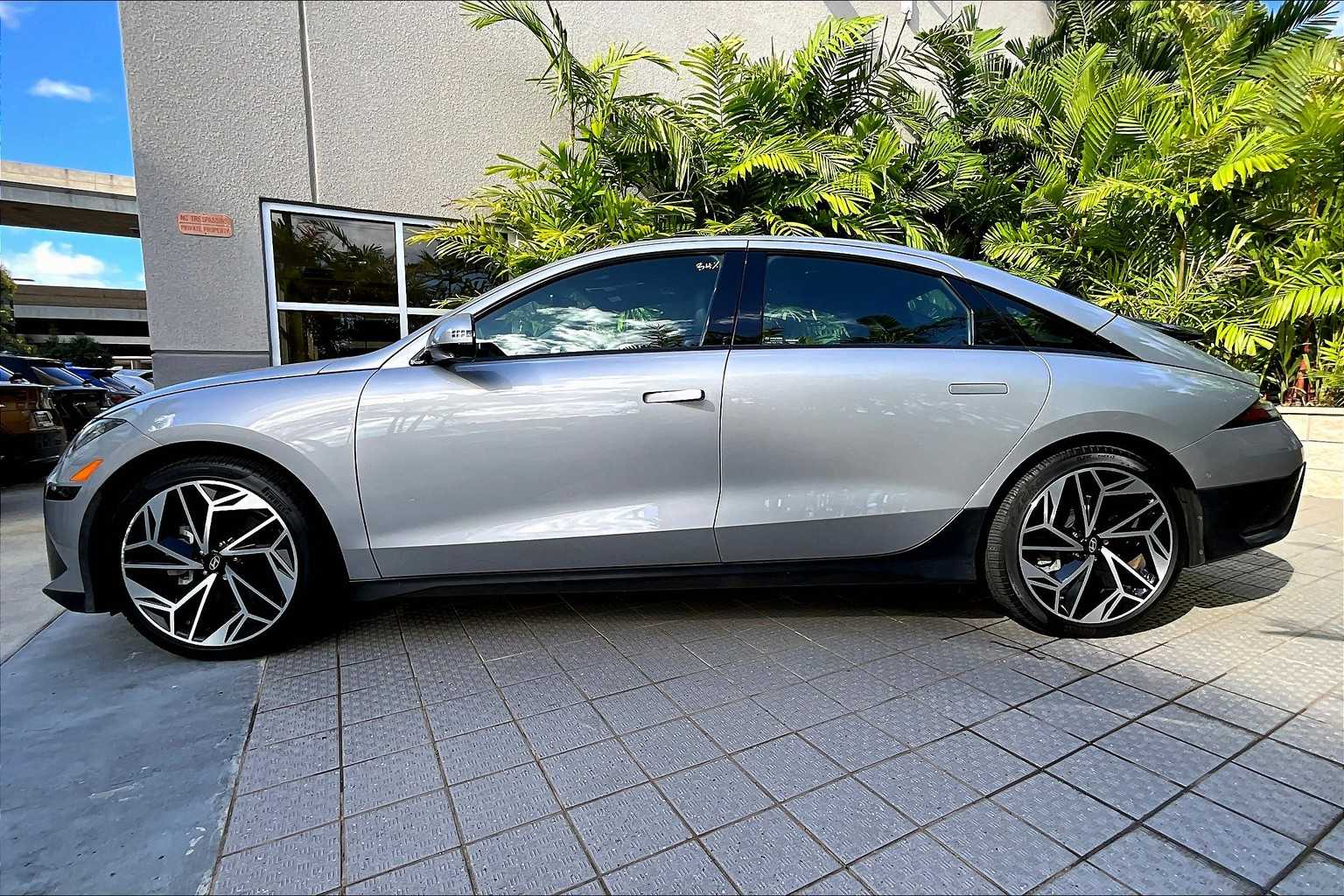 2023 Hyundai Ioniq 6 Limited photo 3