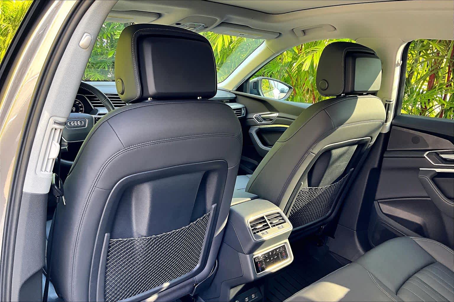 Thumbnail: 2021 Audi e-tron - 13