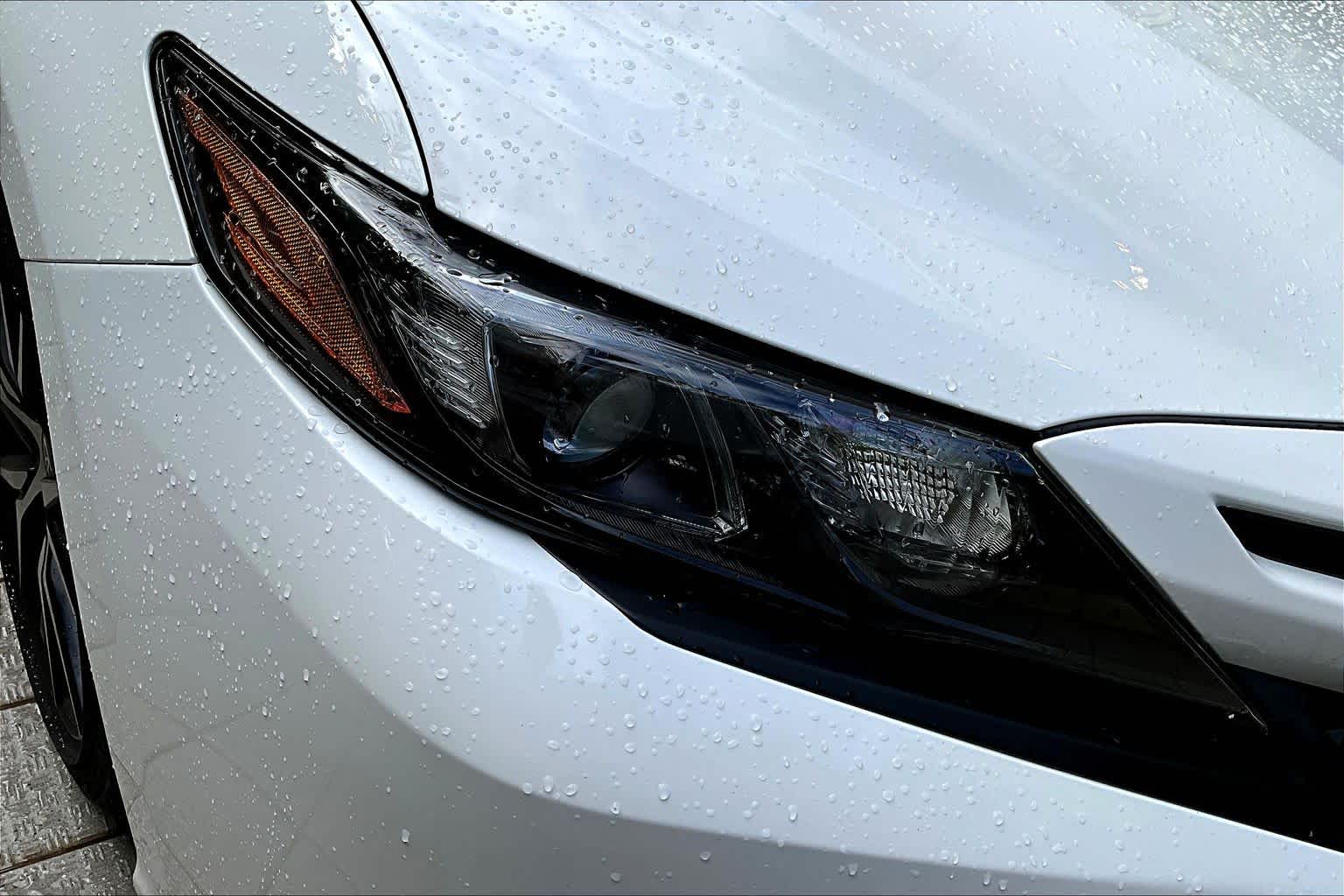 Thumbnail: 2022 Toyota Camry - 32