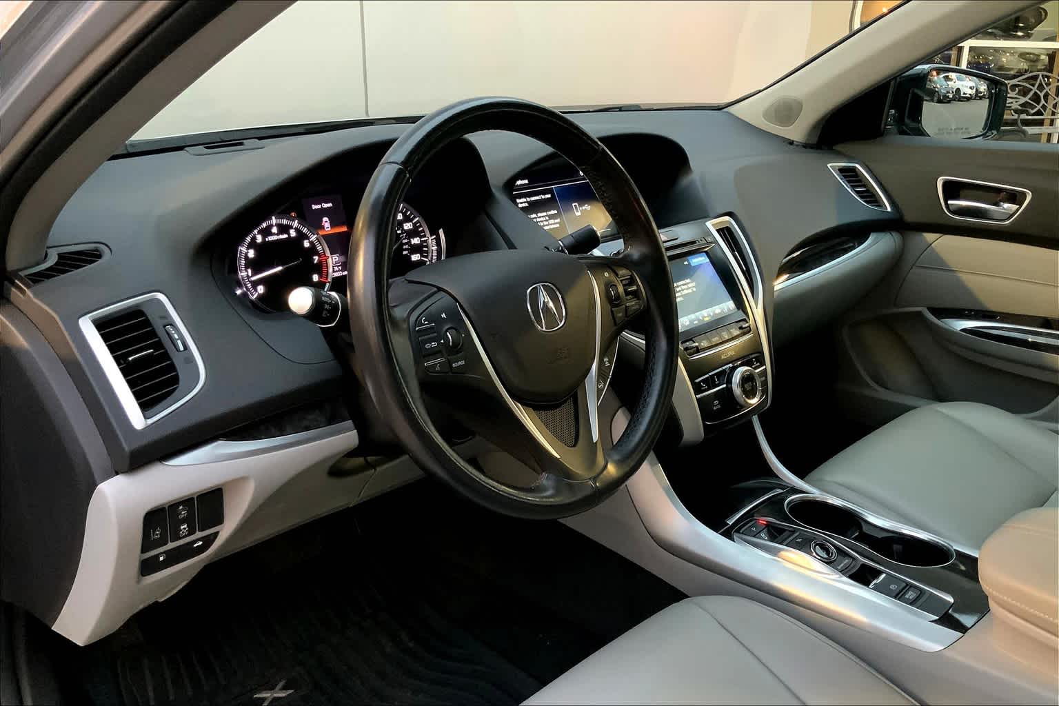 Used 2019 Acura TLX Base with VIN 19UUB2F33KA007886 for sale in Honolulu, HI