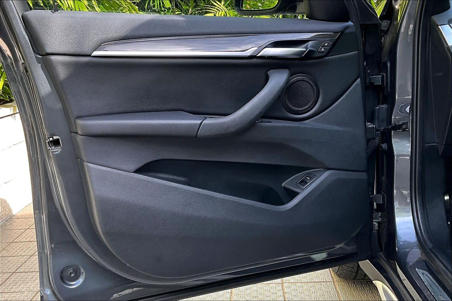 Thumbnail: 2018 BMW X1 - 28